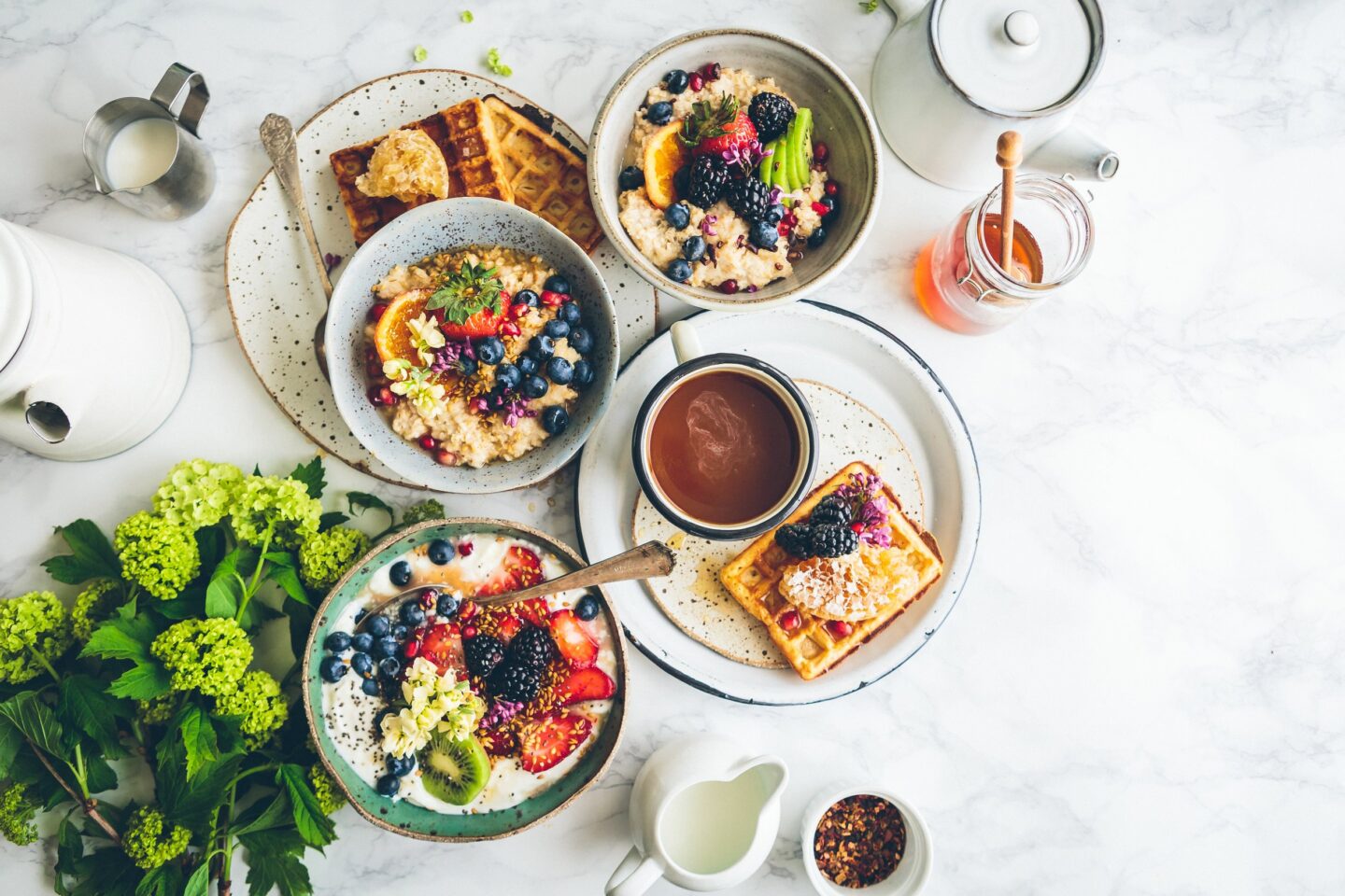 plates of food | Kindful Body | Online Eating Disorder Therapists and Nutrition Counselors | San Francisco, CA 94115 and San Carlos, CA 94070